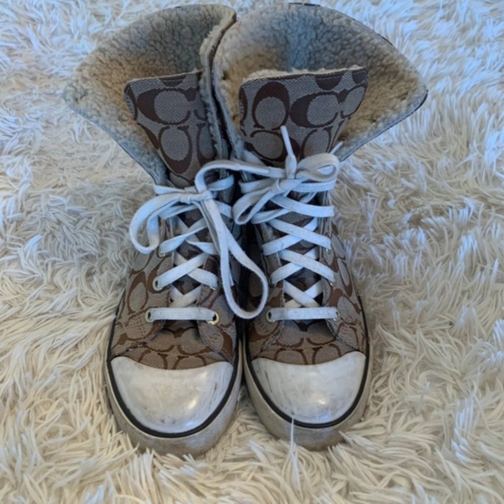 Coach Logo Brown/Khaki High Top Sneakers with fuzzy sherpa lining Sz 7